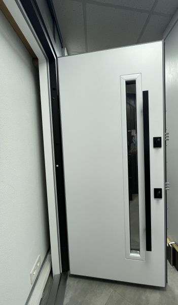 Вхідні двері STRAJ Proof  Rio - S  Loft